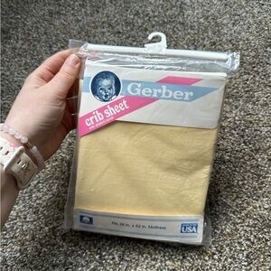 Vintage 1989 Gerber Pastel Yellow Crib Sheet
